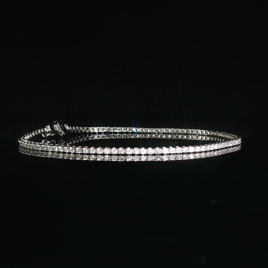 Classic Diamond Tennis Bracelet in White Gold