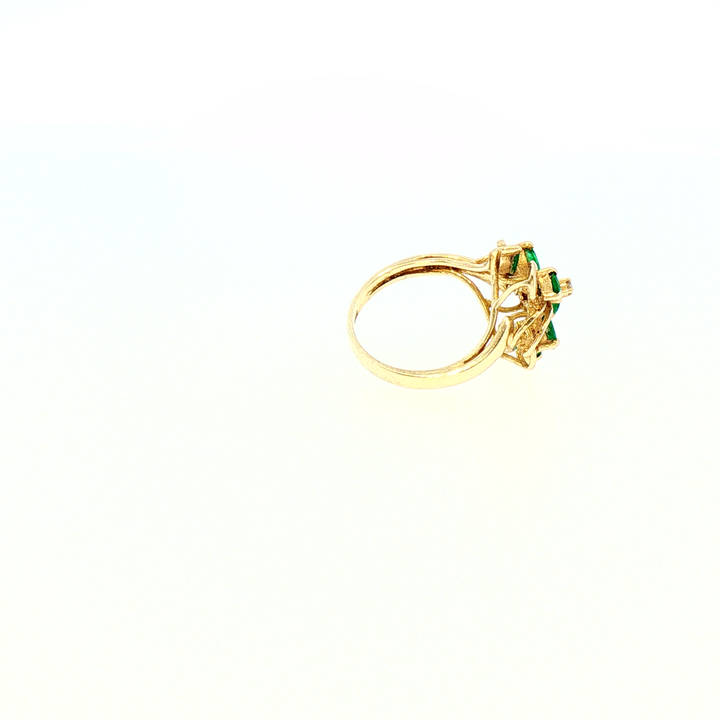 Vintage 14k Yellow Gold Emerald Floral Cluster Cocktail Ring