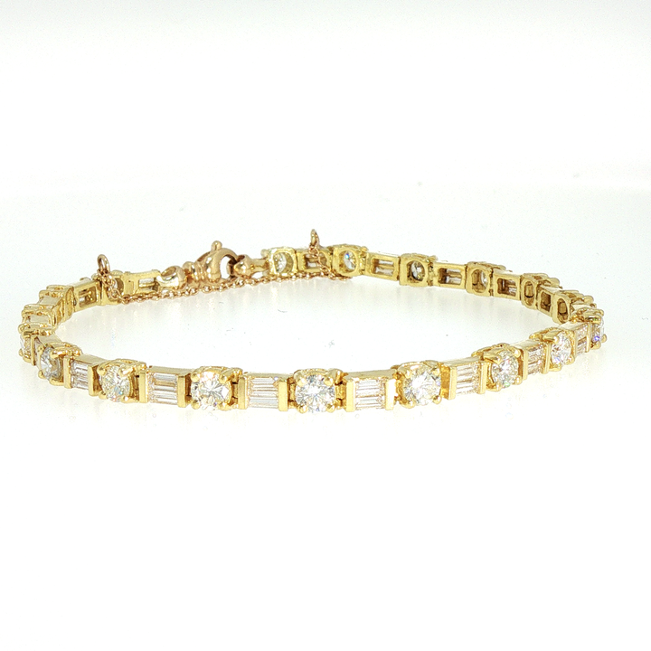 Yellow Gold Alternating Round and Baguette Diamond Tennis Bracelet
