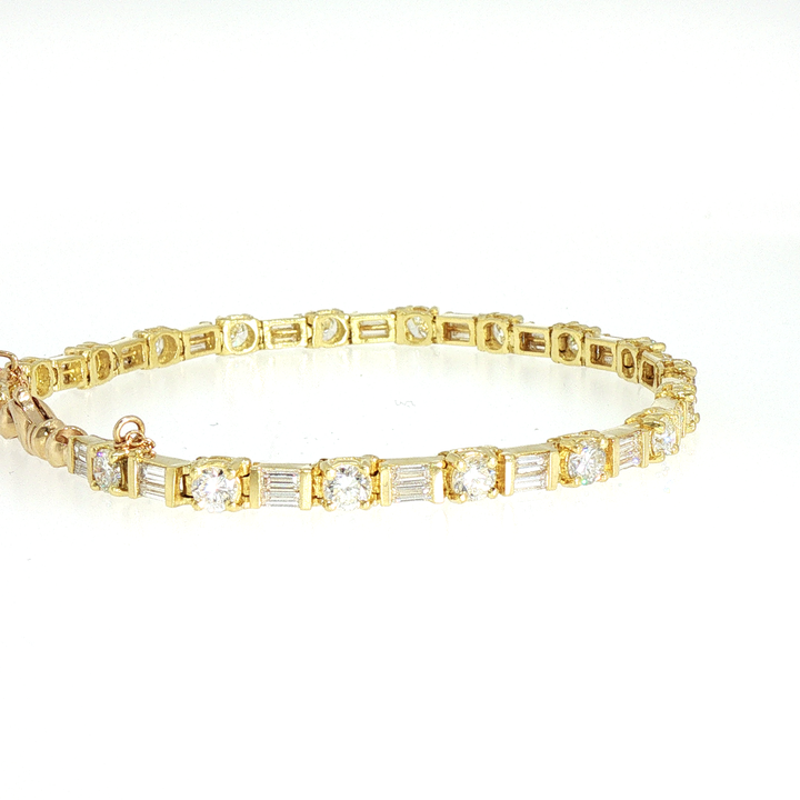 Yellow Gold Alternating Round and Baguette Diamond Tennis Bracelet