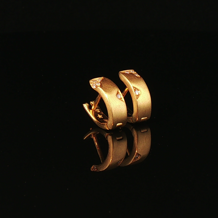18k Yellow Gold Diamond Accent Matte Hoop Earrings