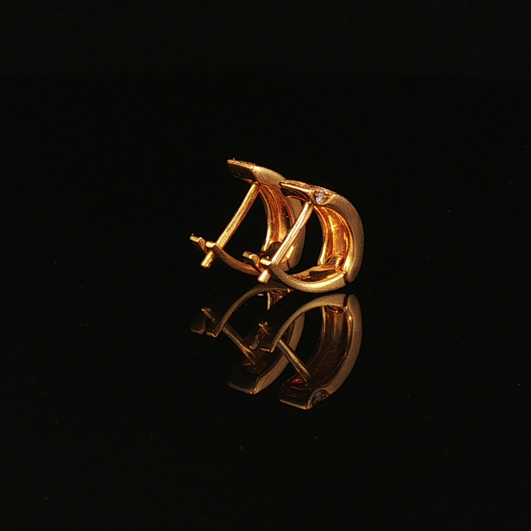 18k Yellow Gold Diamond Accent Matte Hoop Earrings