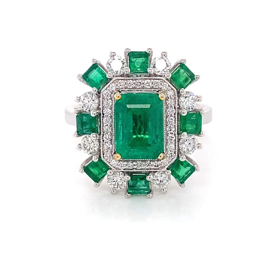 18k Emerald Diamond Ring