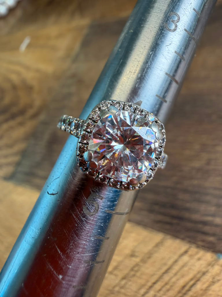 925 Sterling Silver Moissanite Ring