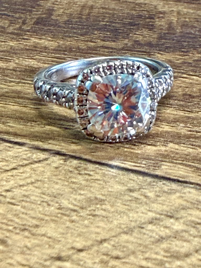 925 Sterling Silver Moissanite Ring