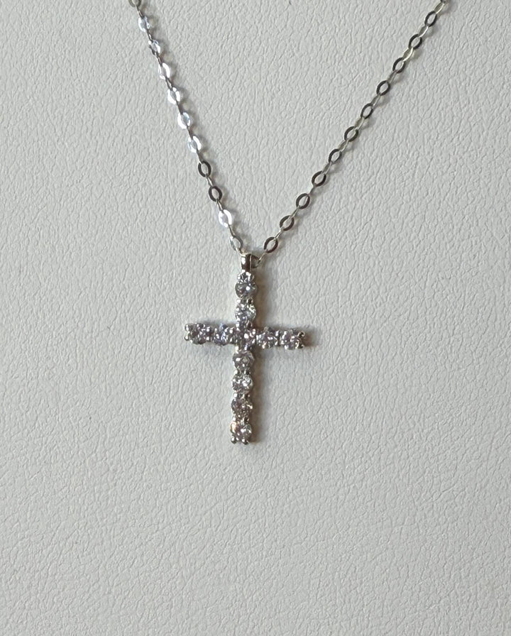 18k White Gold Diamond Cross Necklace